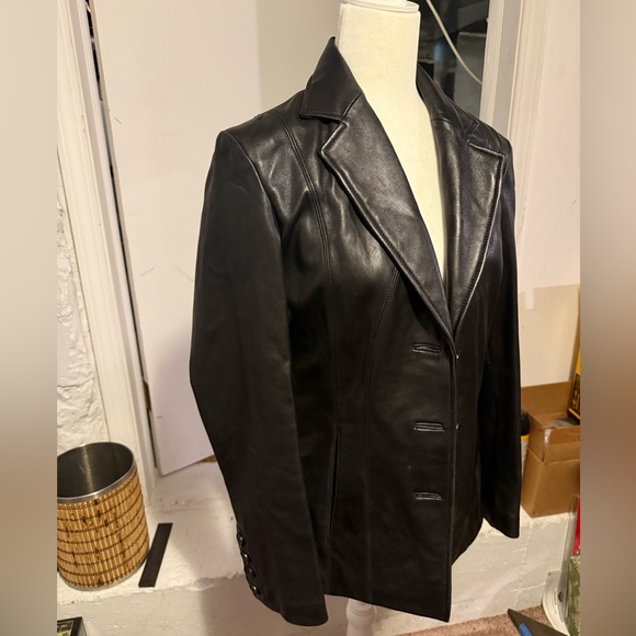 Women’s Calvin Klein leather jacket - Picture 10 of 11